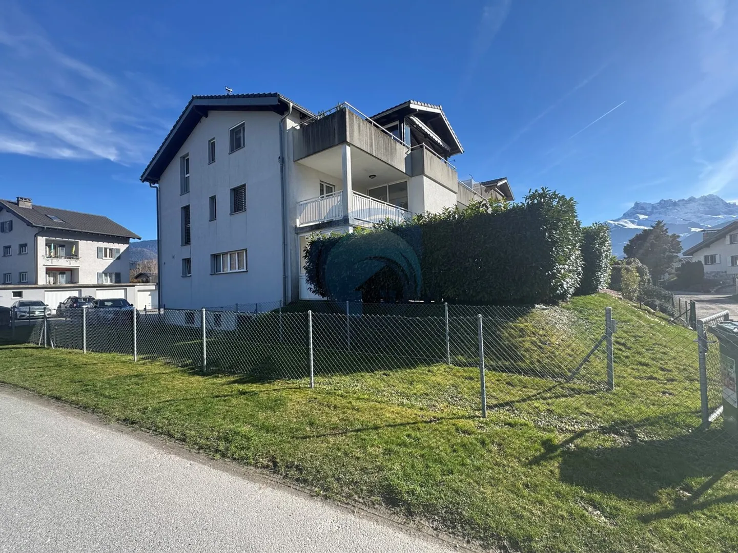 BEAUTIFUL CORNER DUPLEX OF 4.5 ROOMS WITH TERRACE AND PRIVATE GARDEN - Photo 11 of 12