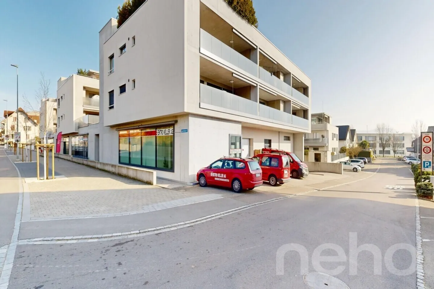 Moderne 3.5-Zimmer-Wohnung mit Balkon - Foto 1 von 12
