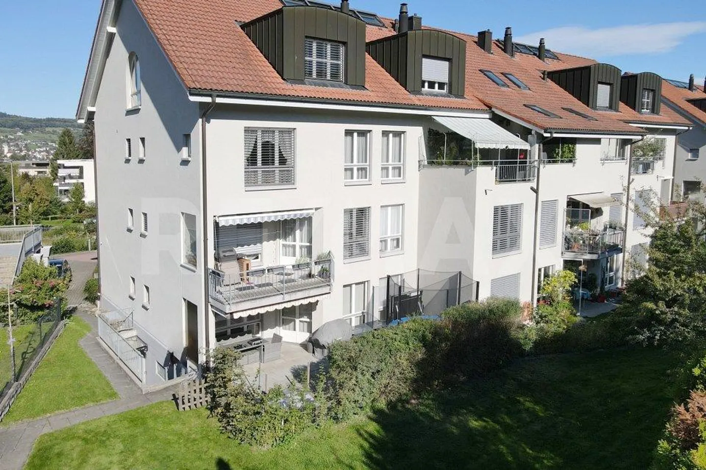 Ideale Wohnung für Gartenfreunde und Pendler - Foto 1 von 13