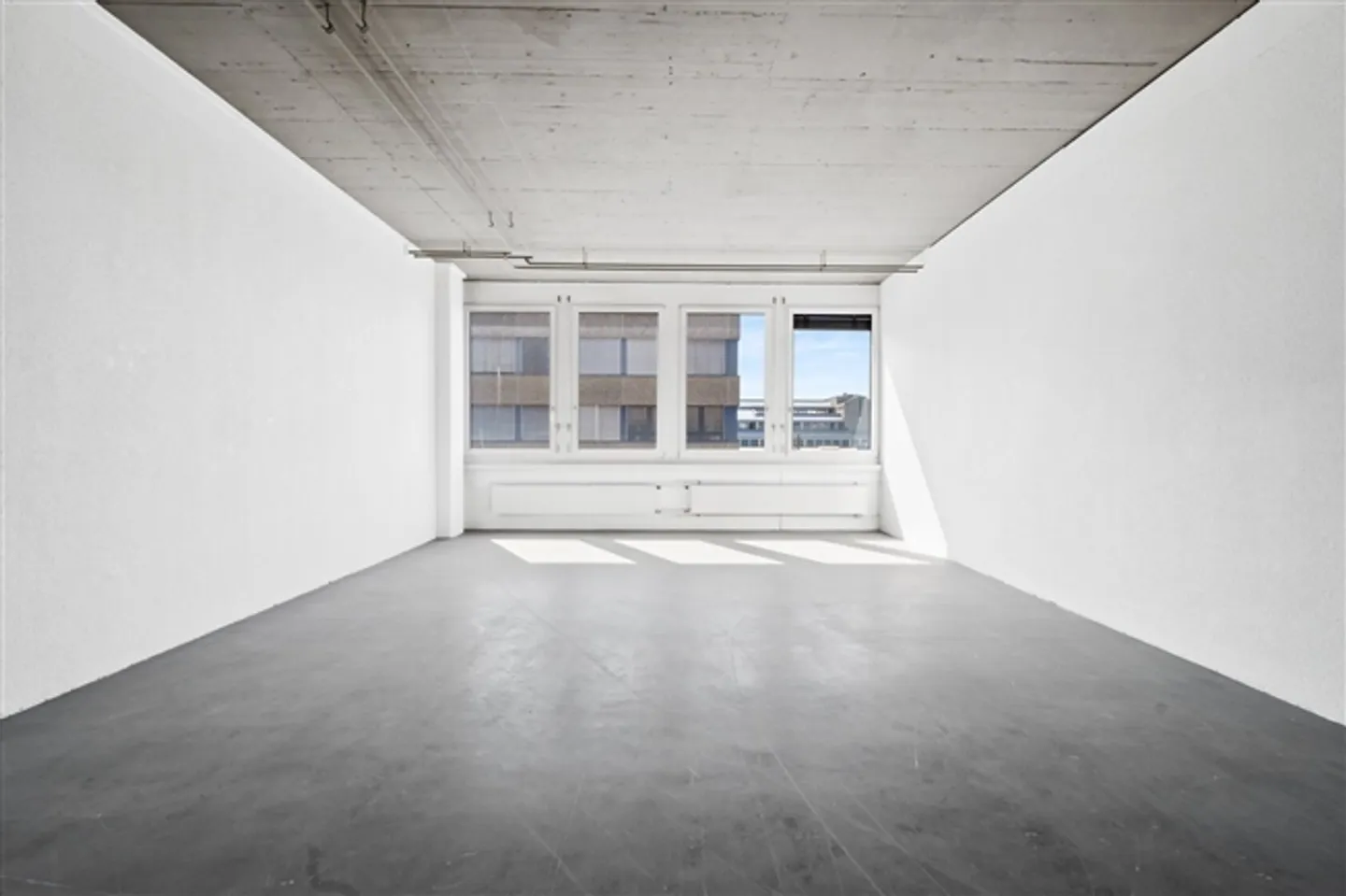 Vielseitige Gewerbefläche - Foto 5 von 8