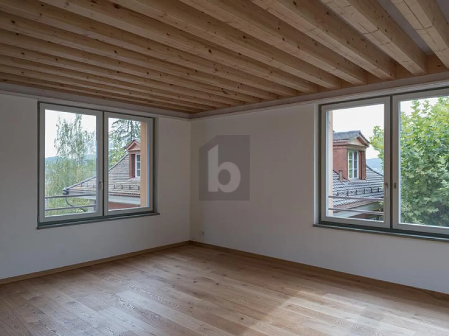 House 4.5 rooms - Photo 3 of 5