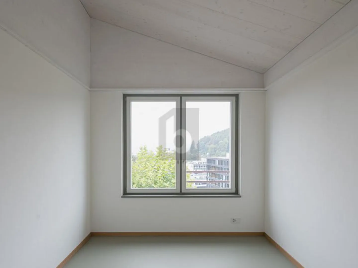 House 4.5 rooms - Photo 4 of 5