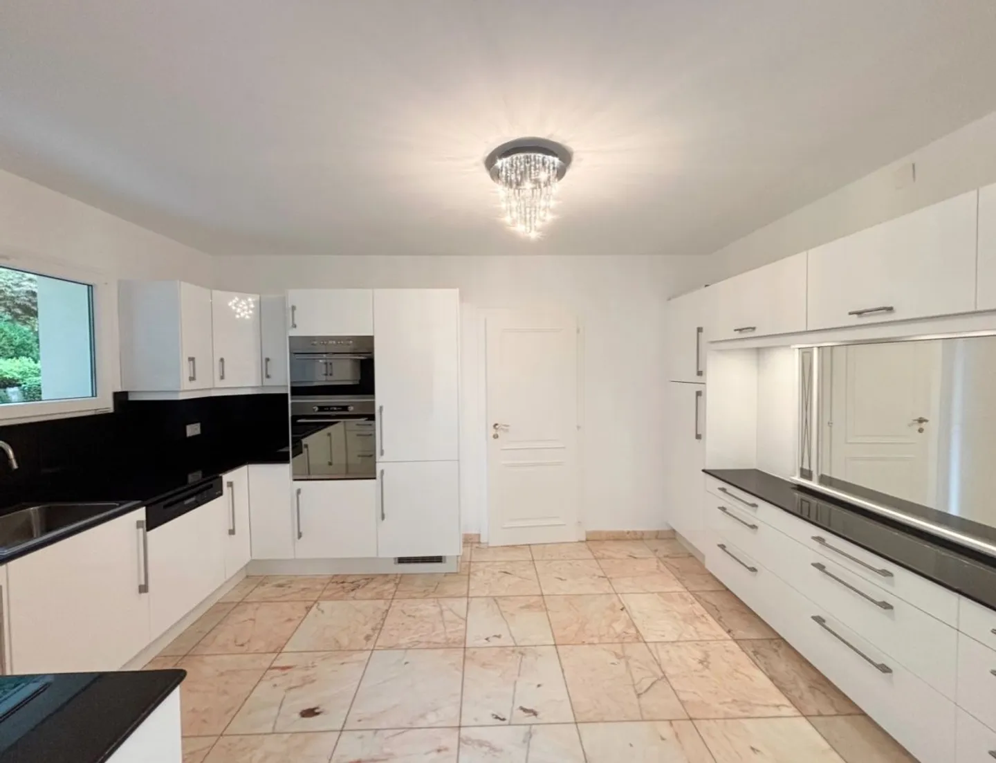 Casa 5.5 stanze - Foto 3 di 11