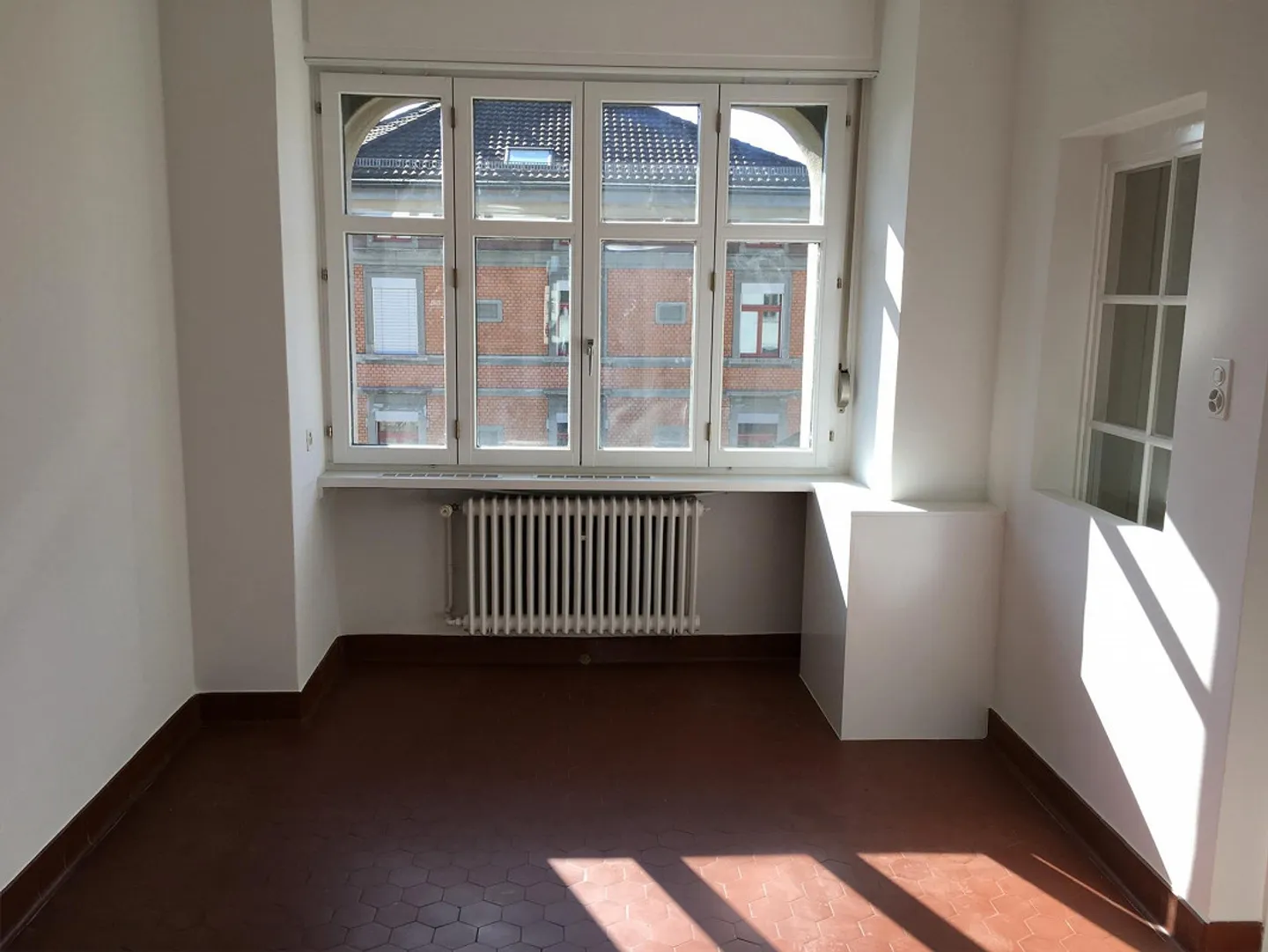Il tuo nuovo ufficio in una posizione privilegiata - Foto 4 di 12