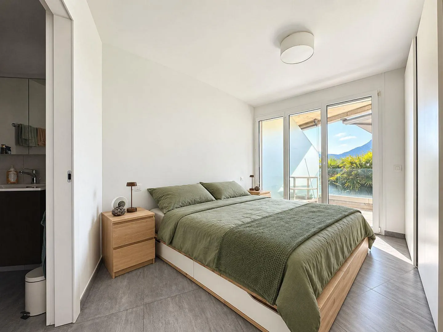 Appartamento moderno con vista lago - Foto 6 di 9