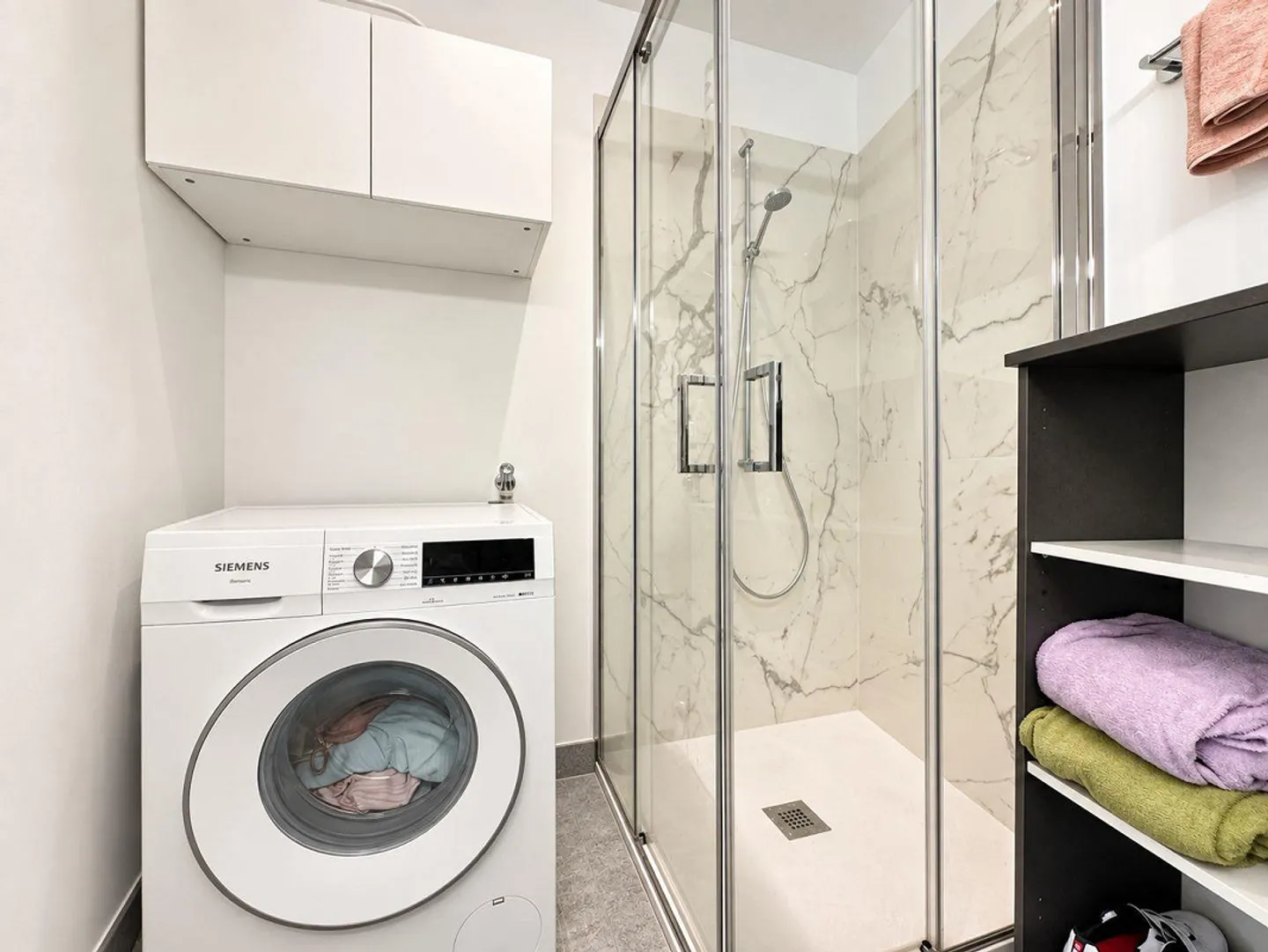 Appartamento moderno con vista lago - Foto 8 di 9