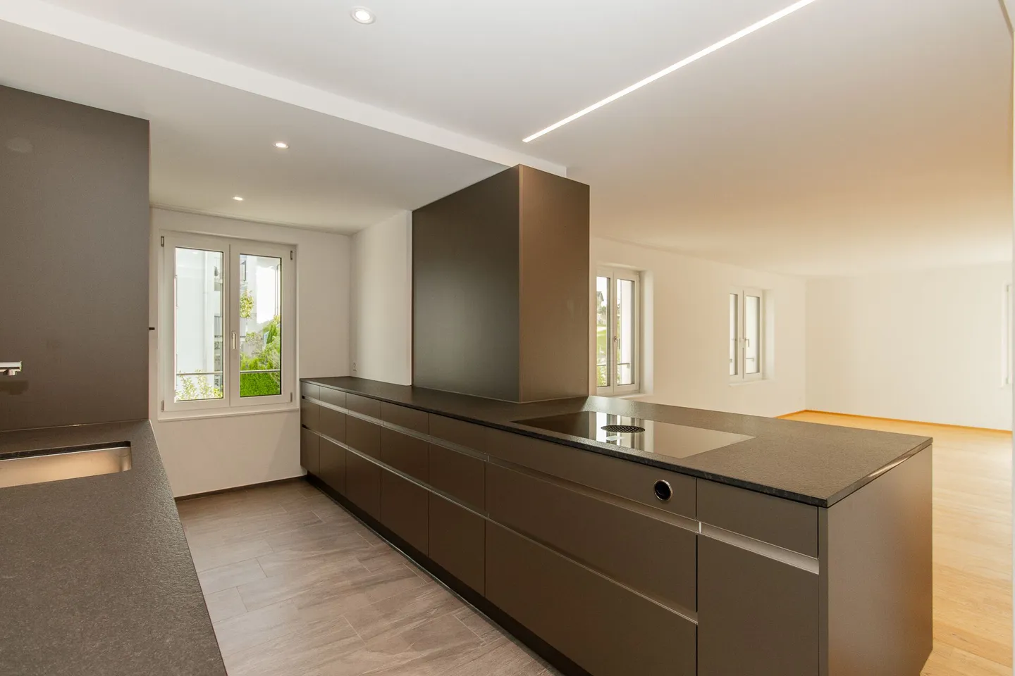 Freistehendes 6.5-Zimmer-Einfamilienhaus - Foto 3 von 13