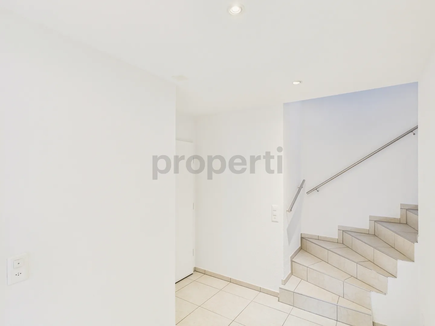 Moderne 4-Zimmer-Wohnung in Büsserach - Foto 5 von 13