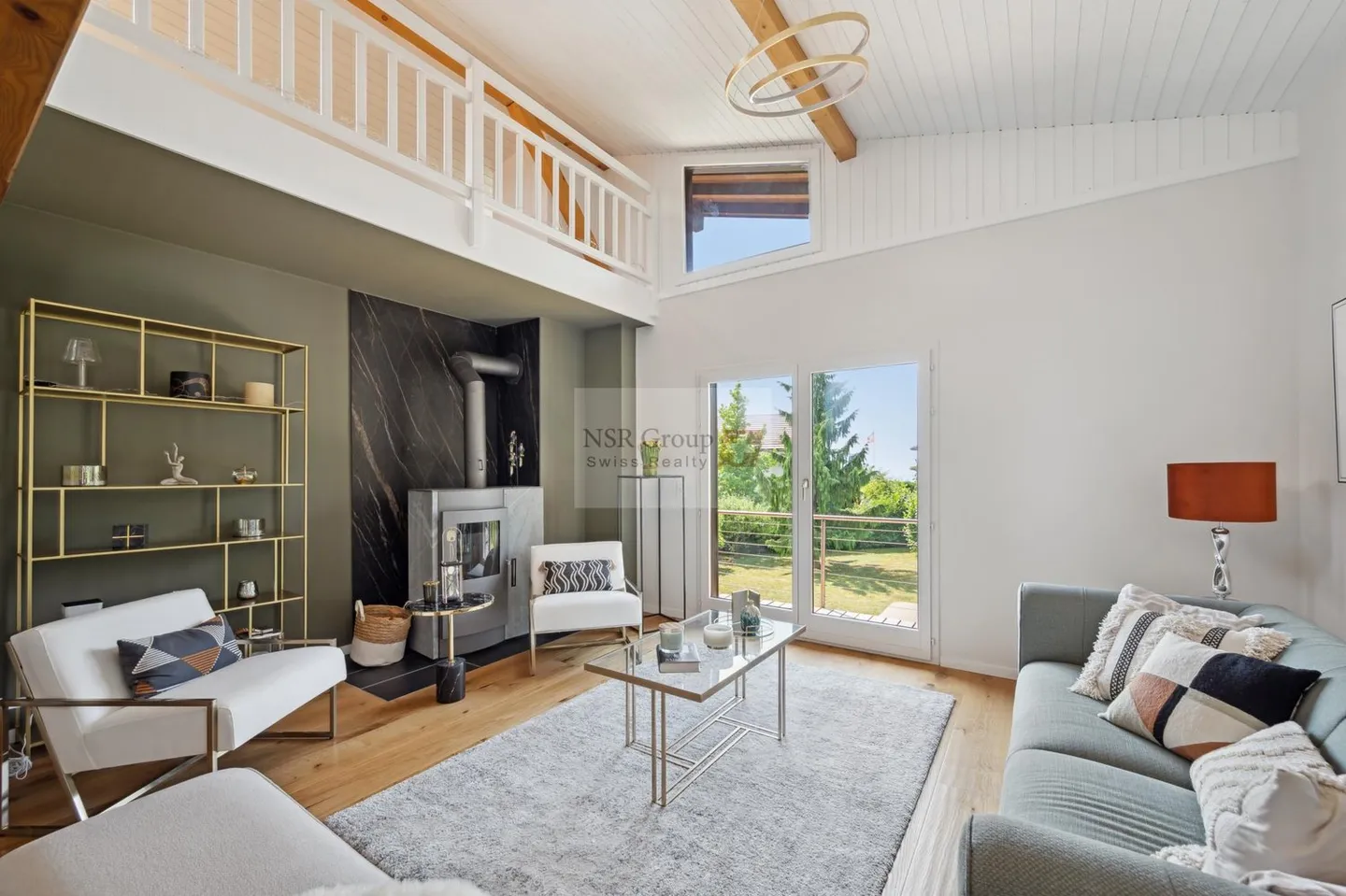 Villa avec grand jardin - À rénover - Photo 4 sur 10