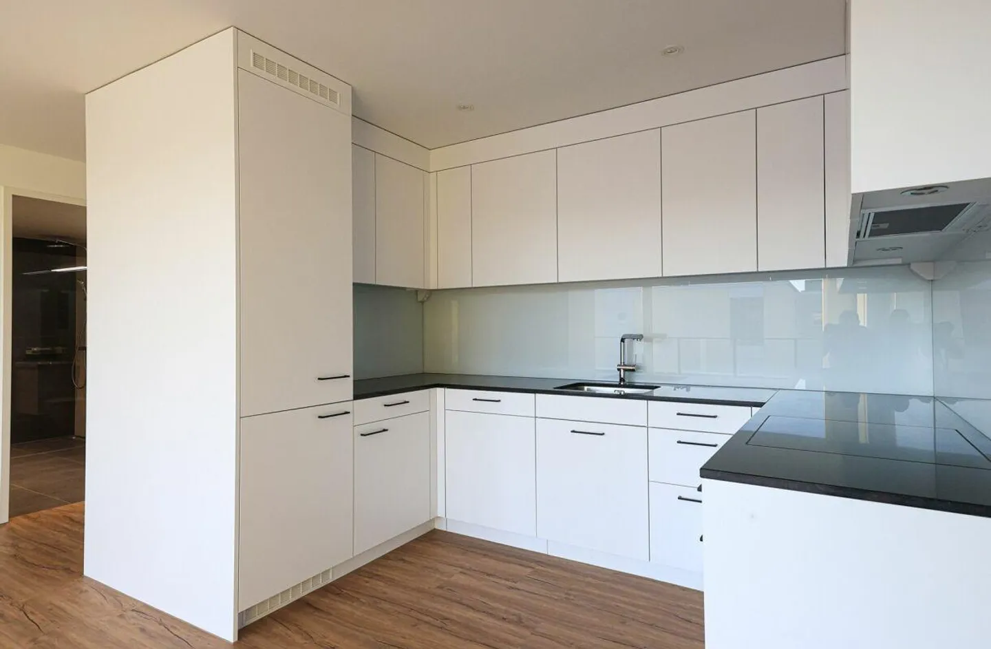 Appartamento attraente di 2,5 stanze con loggia confortevole - Foto 5 di 8