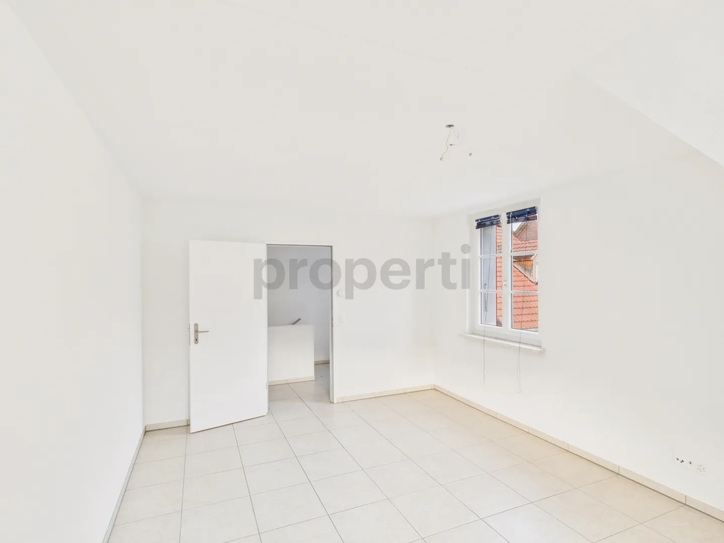 Moderne 4-Zimmer-Wohnung in Büsserach - Foto 11 von 13