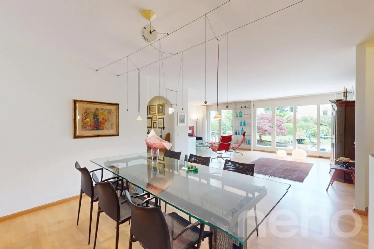 Charming garden apartment in a quiet location with plenty of privacy - Photo 3 of 13