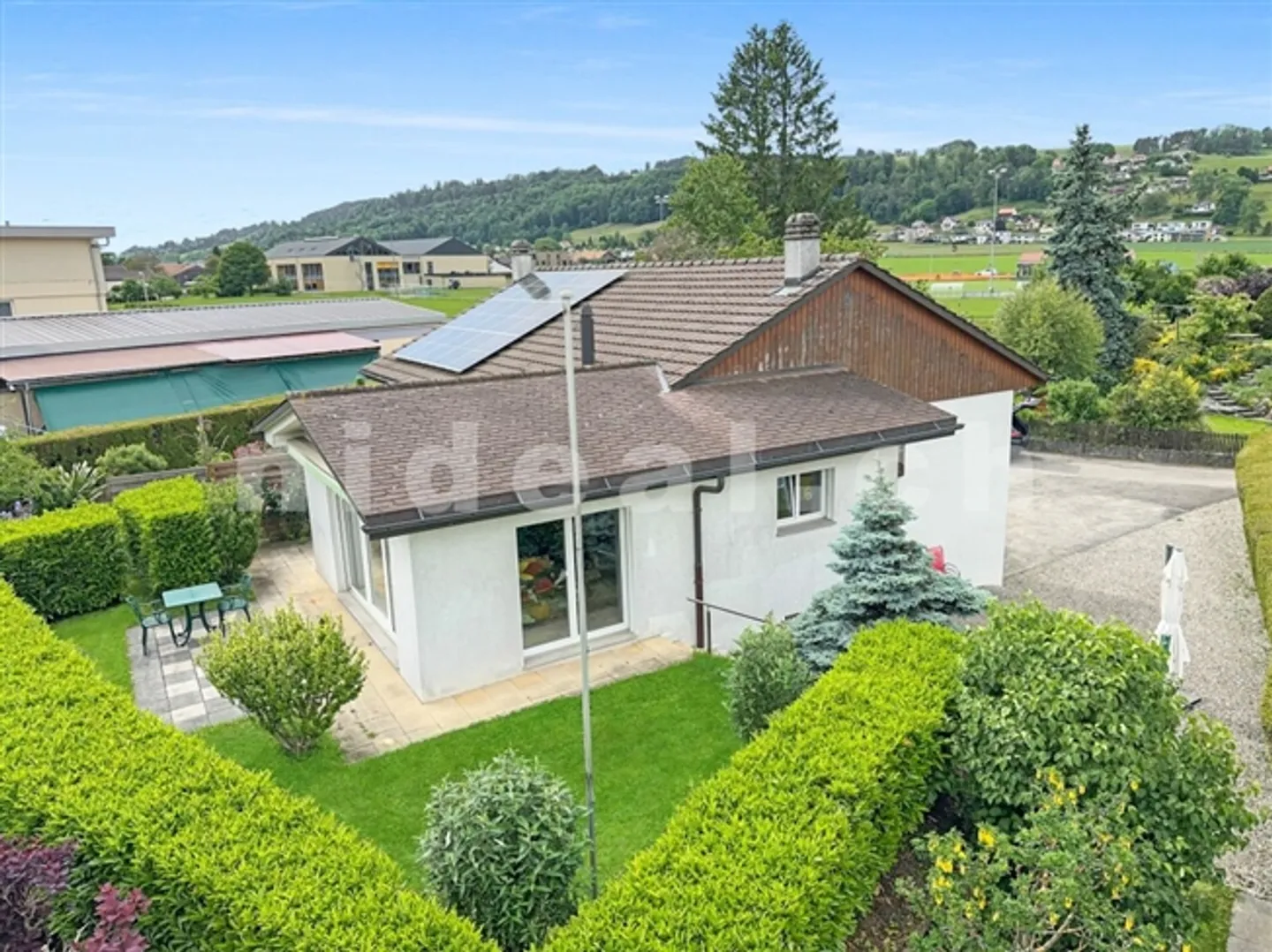 Terraced House in Riaz - Photo 1 of 13