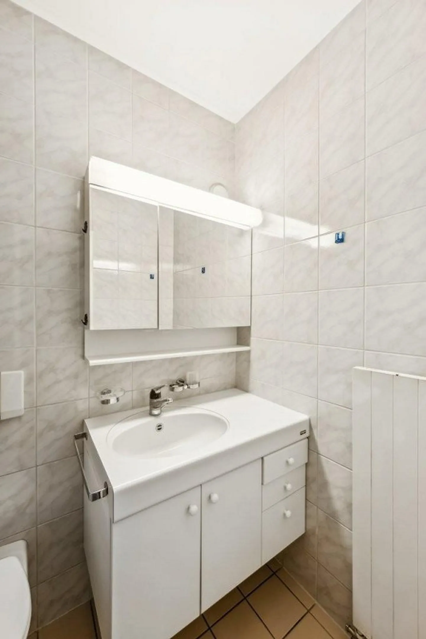 Modern 2.5-room apartment centrally located in Basel - Photo 9 of 10