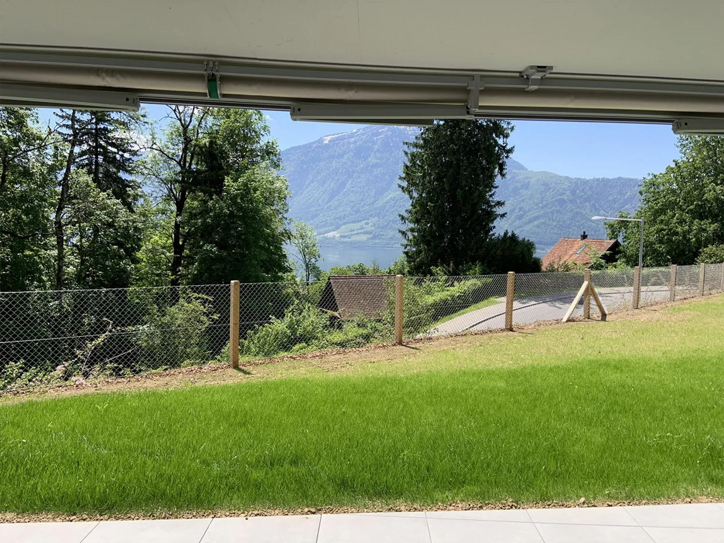 4.5-Zimmer-Gartenwohnung mit Seesicht - Photo 9 of 11