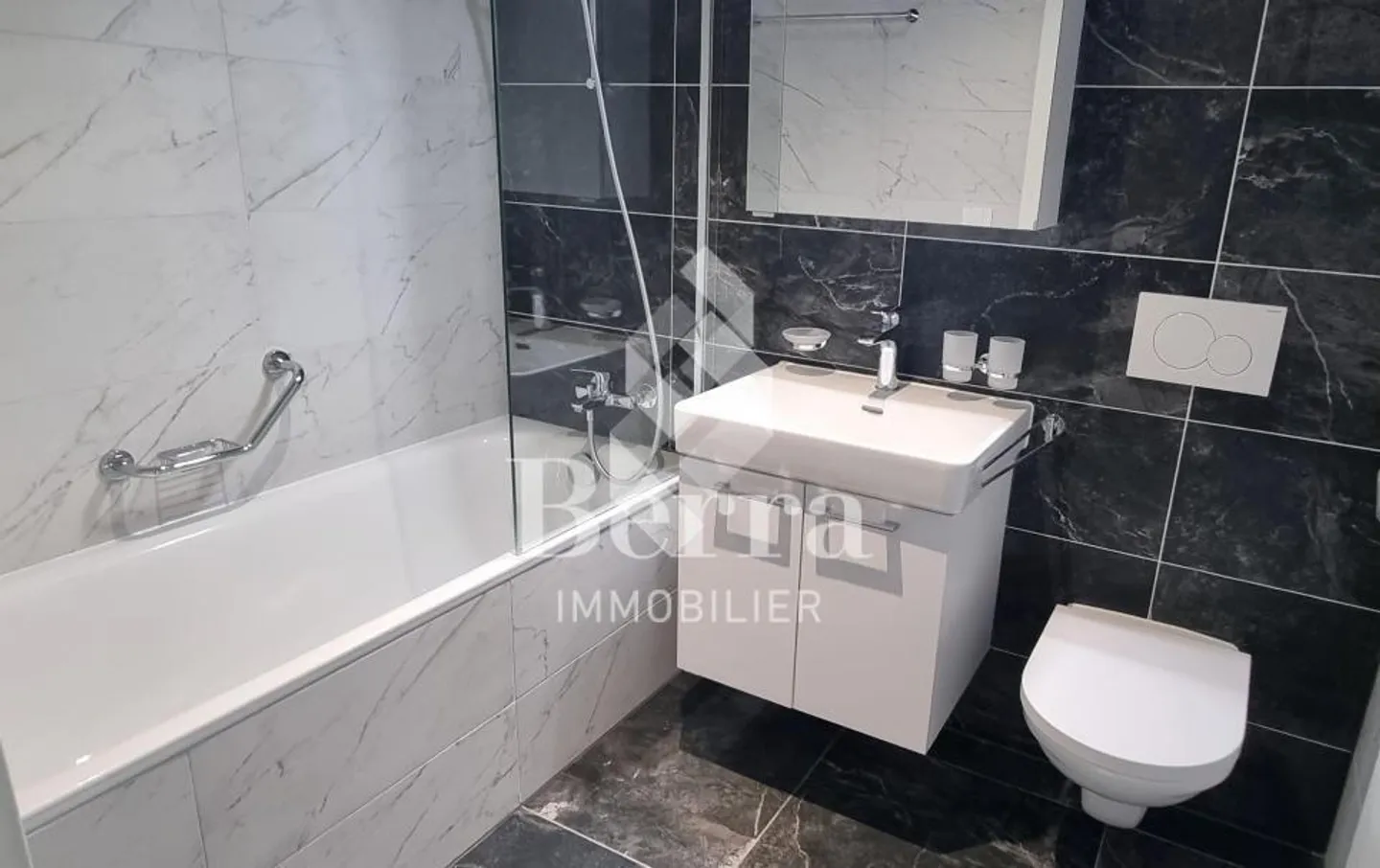 Ökologisches Wohngebäude - Foto 10 von 13