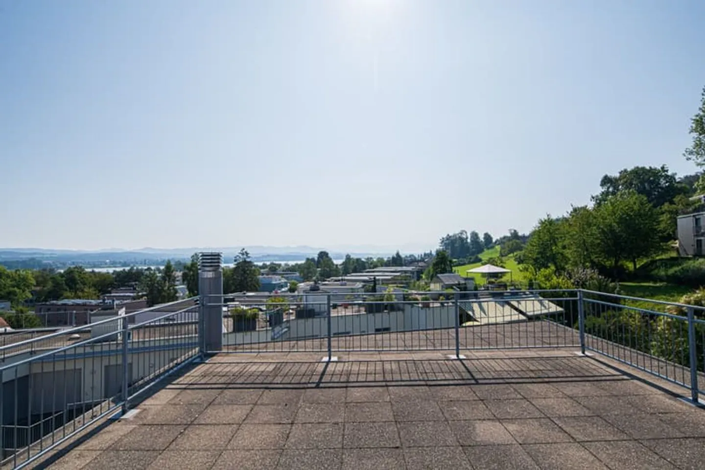 Apartment for rent - Photo 7 of 9