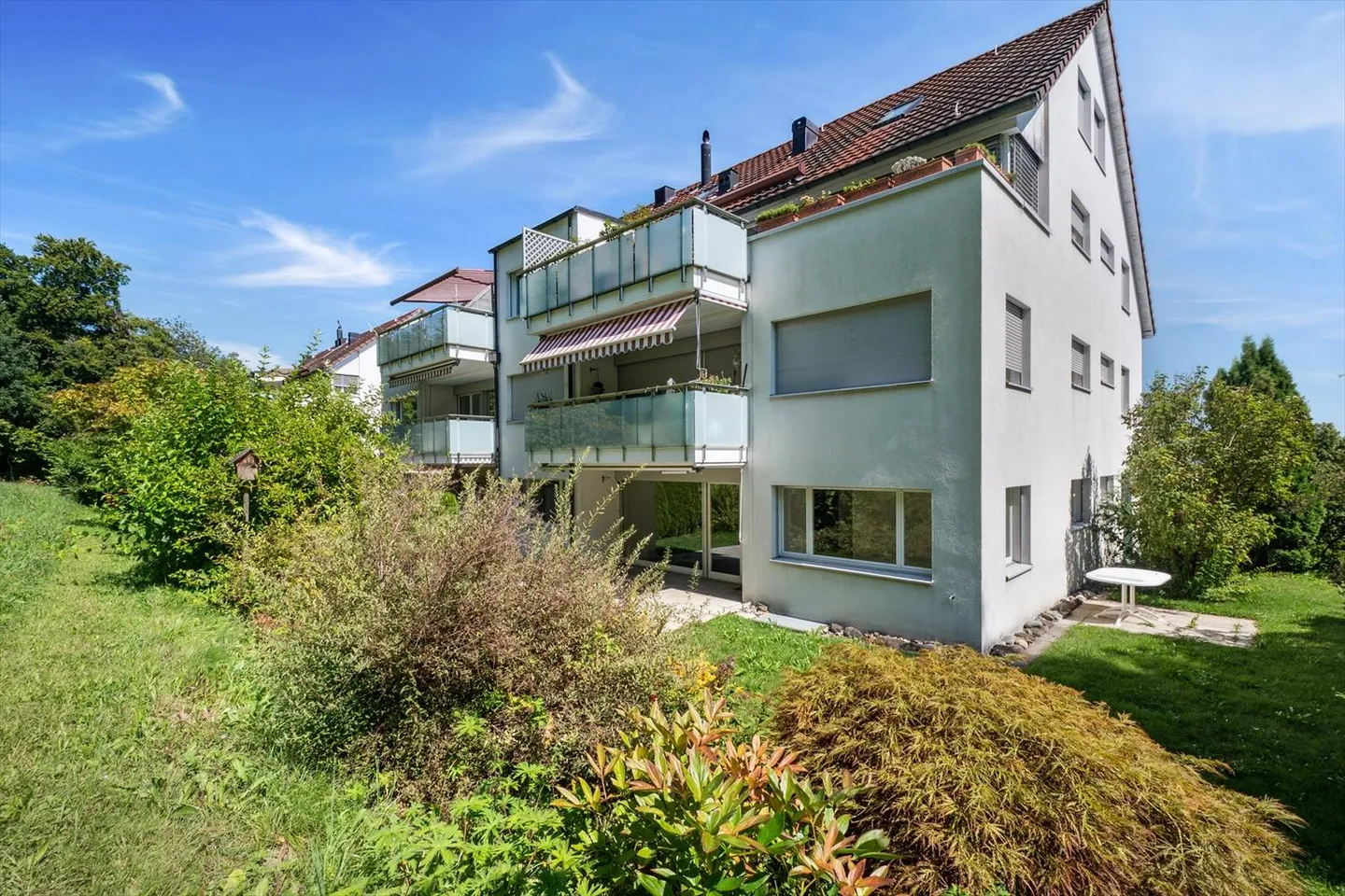 Appartement de jardin calme dans un emplacement vert proche de la ville - Photo 6 sur 7