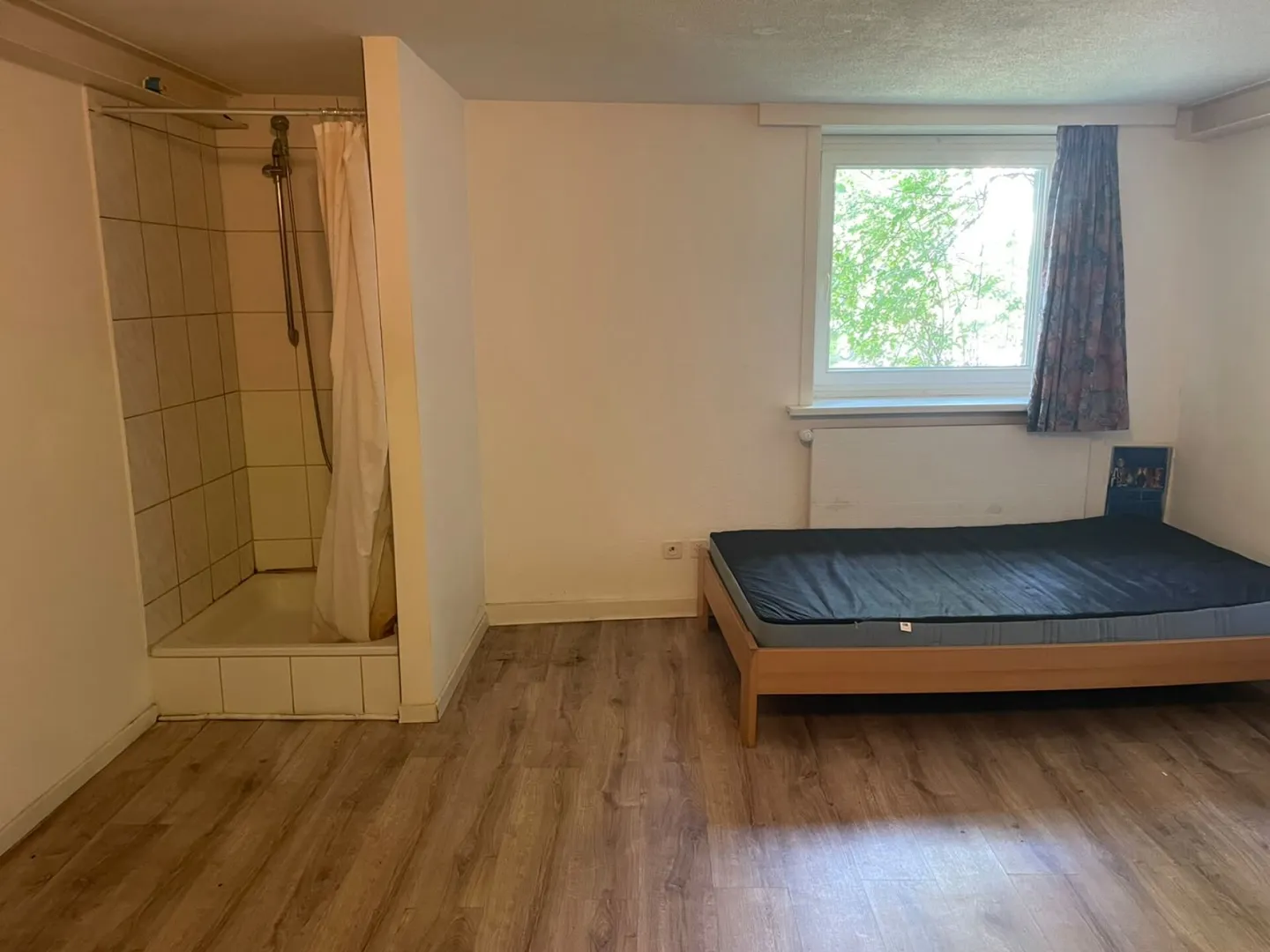 1 Chambre avec Salle Commune (2) - Photo 1 sur 4
