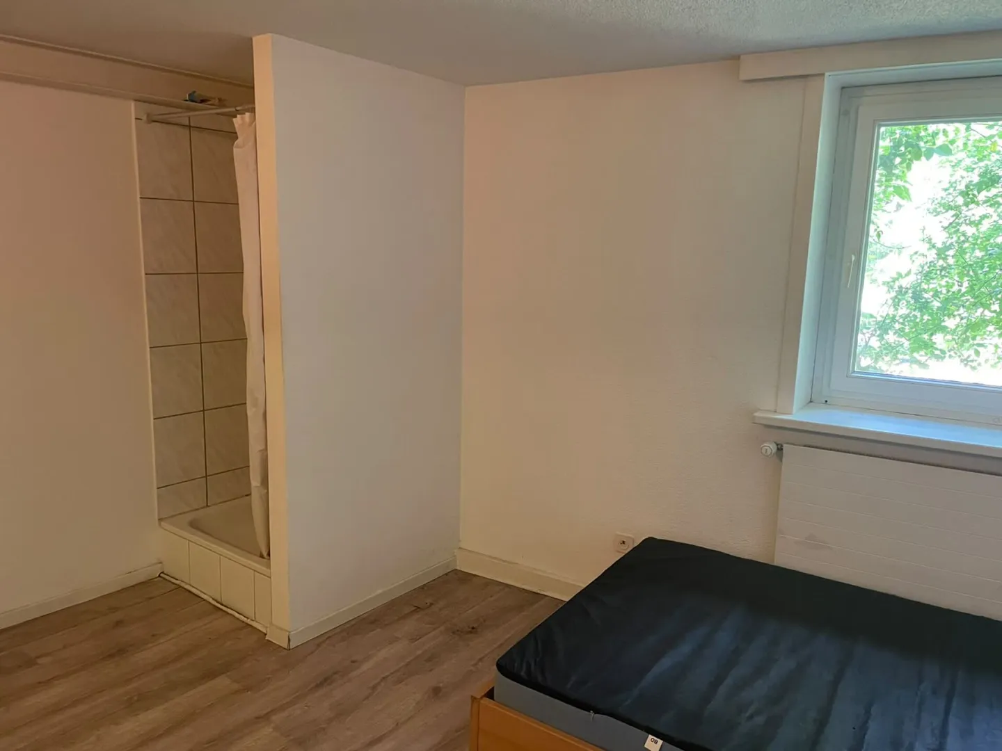 1 Chambre avec Salle Commune (2) - Photo 3 sur 4