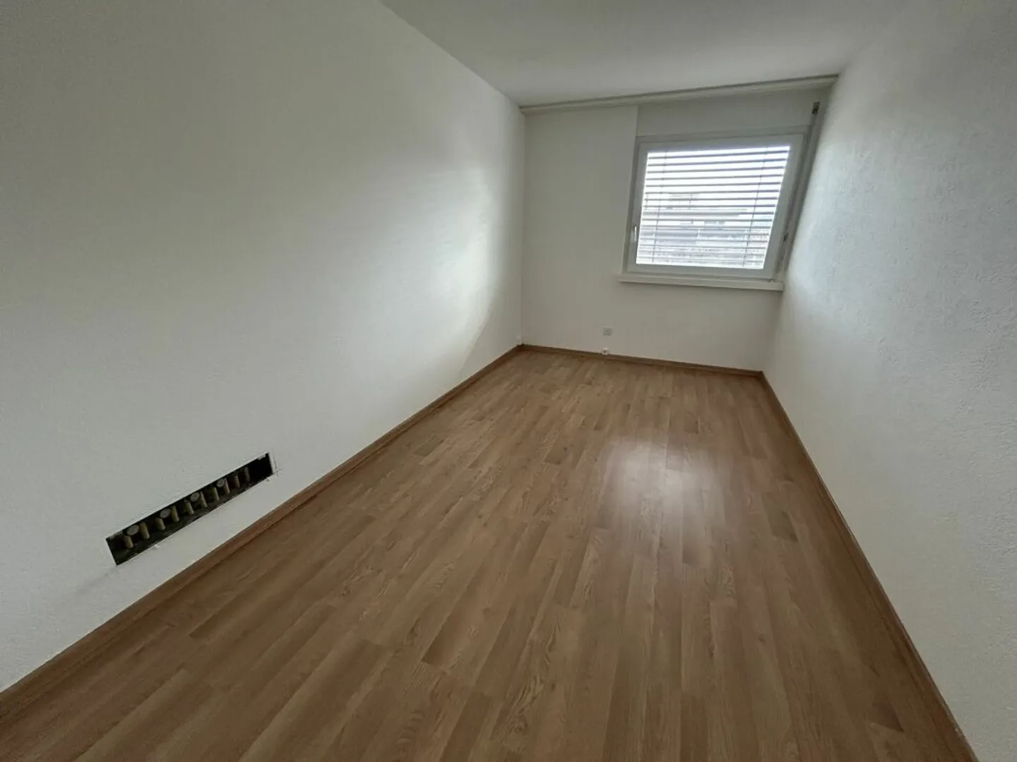 Modernes Attikawohnung mit Terrasse - Foto 7 von 18