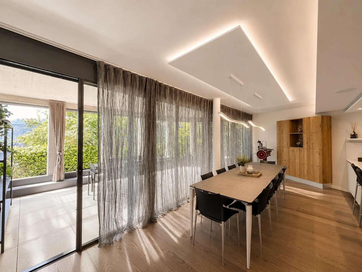 Appartamento-Villa di Lusso con Vista Lago - Foto 7 di 13