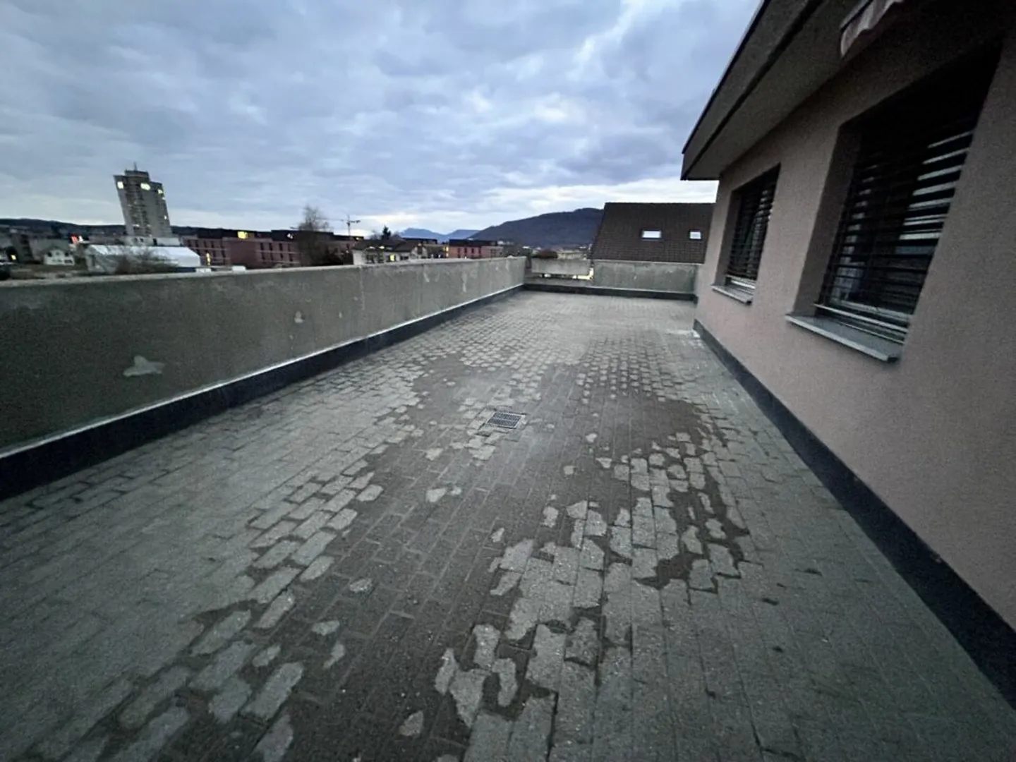 Modernes Attikawohnung mit Terrasse - Foto 14 von 18