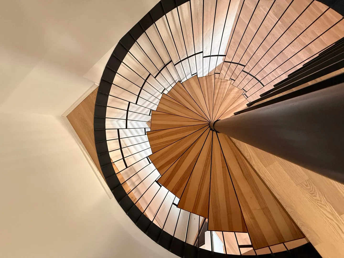 Vie exclusive avec caractère – Appartements entièrement rénovés dans une maison à colombages historique - Photo 5 sur 12