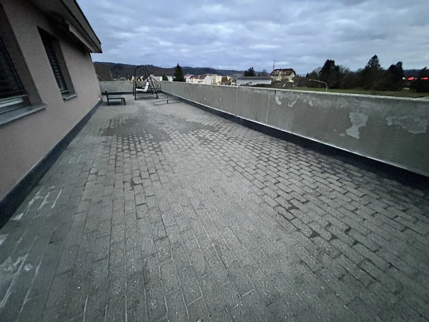 Modernes Attikawohnung mit Terrasse - Foto 16 von 18