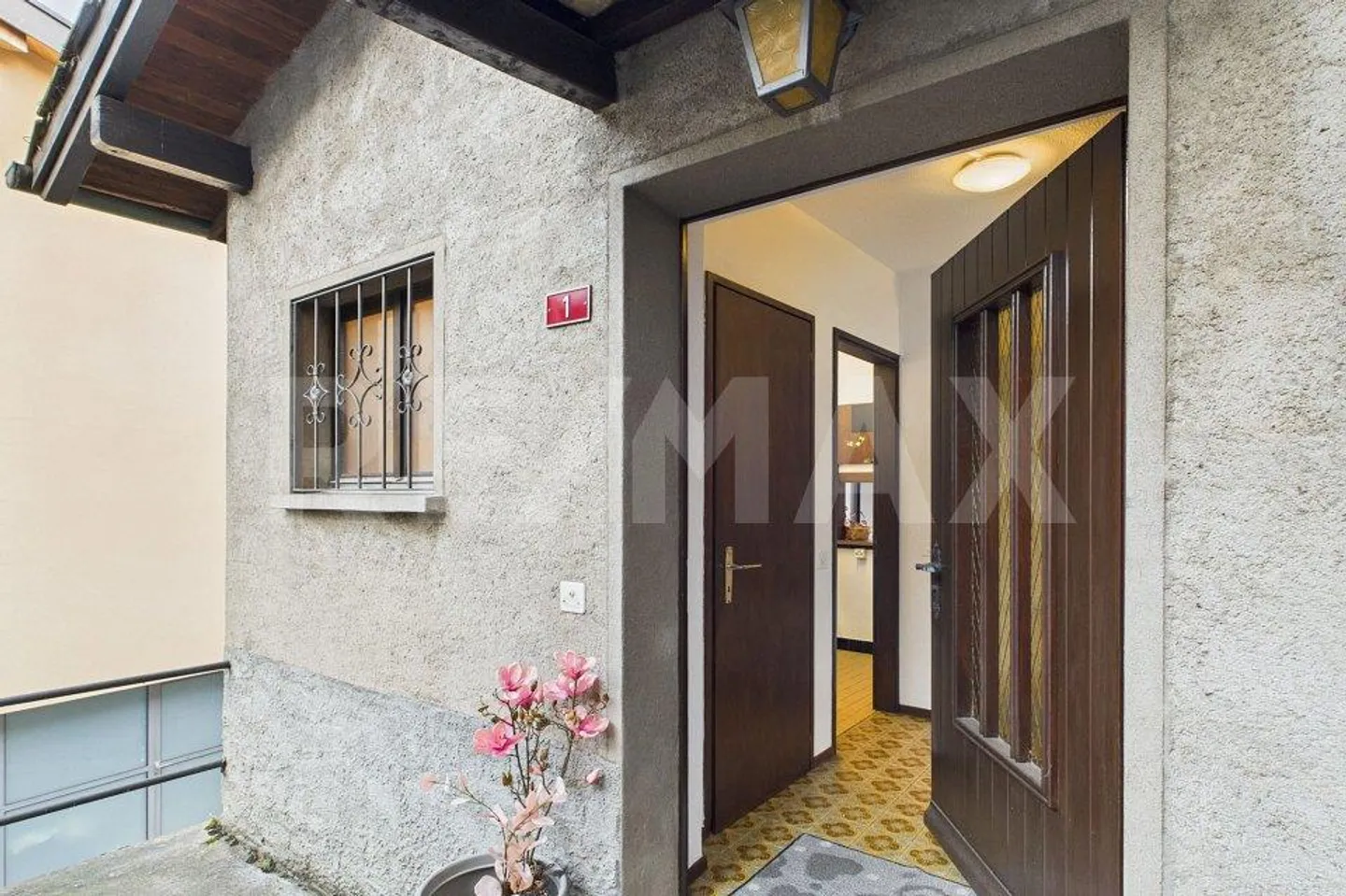 Chalet Incantevole vicino a Lugano - Foto 1 di 9