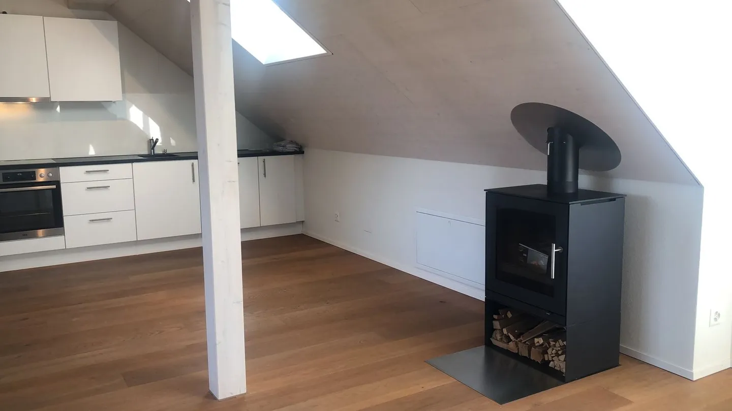 Appartement sous les combles avec 2,5 pièces à Berne - Photo 4 sur 7