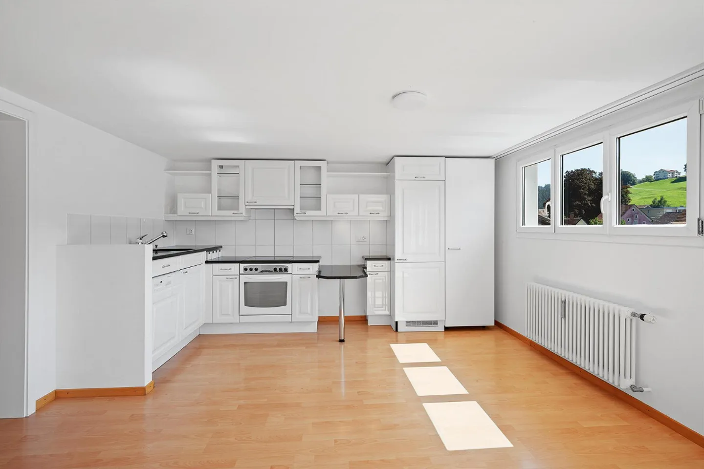 4.5 Room Apartment in Heiden - Photo 2 of 10