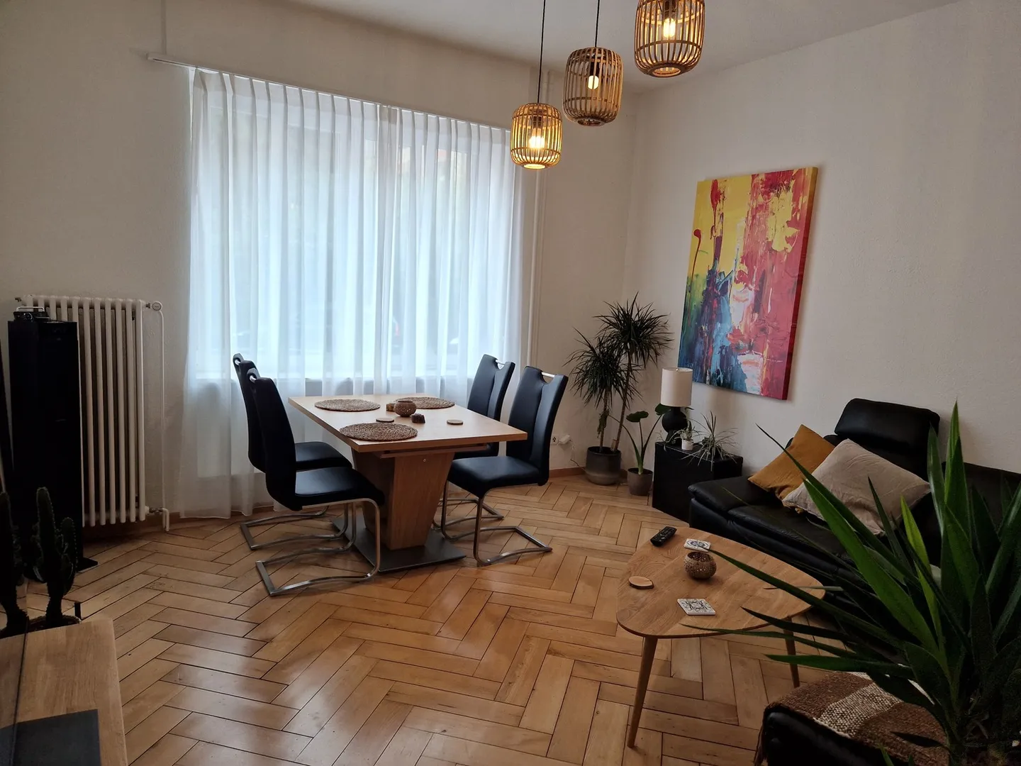 Zentrales Apartment mit modernem Komfort - Foto 3 von 8