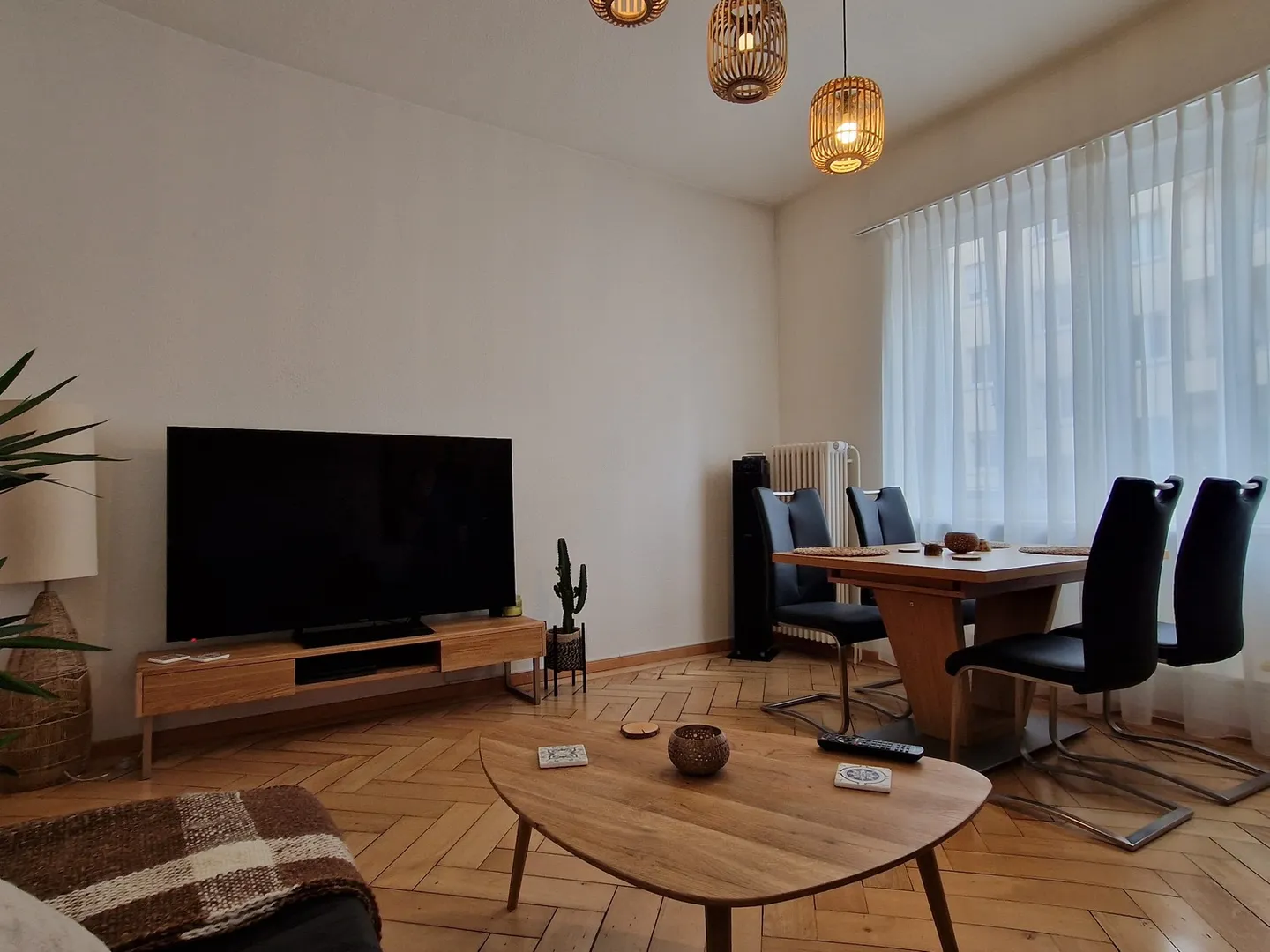 Zentrales Apartment mit modernem Komfort - Foto 2 von 8