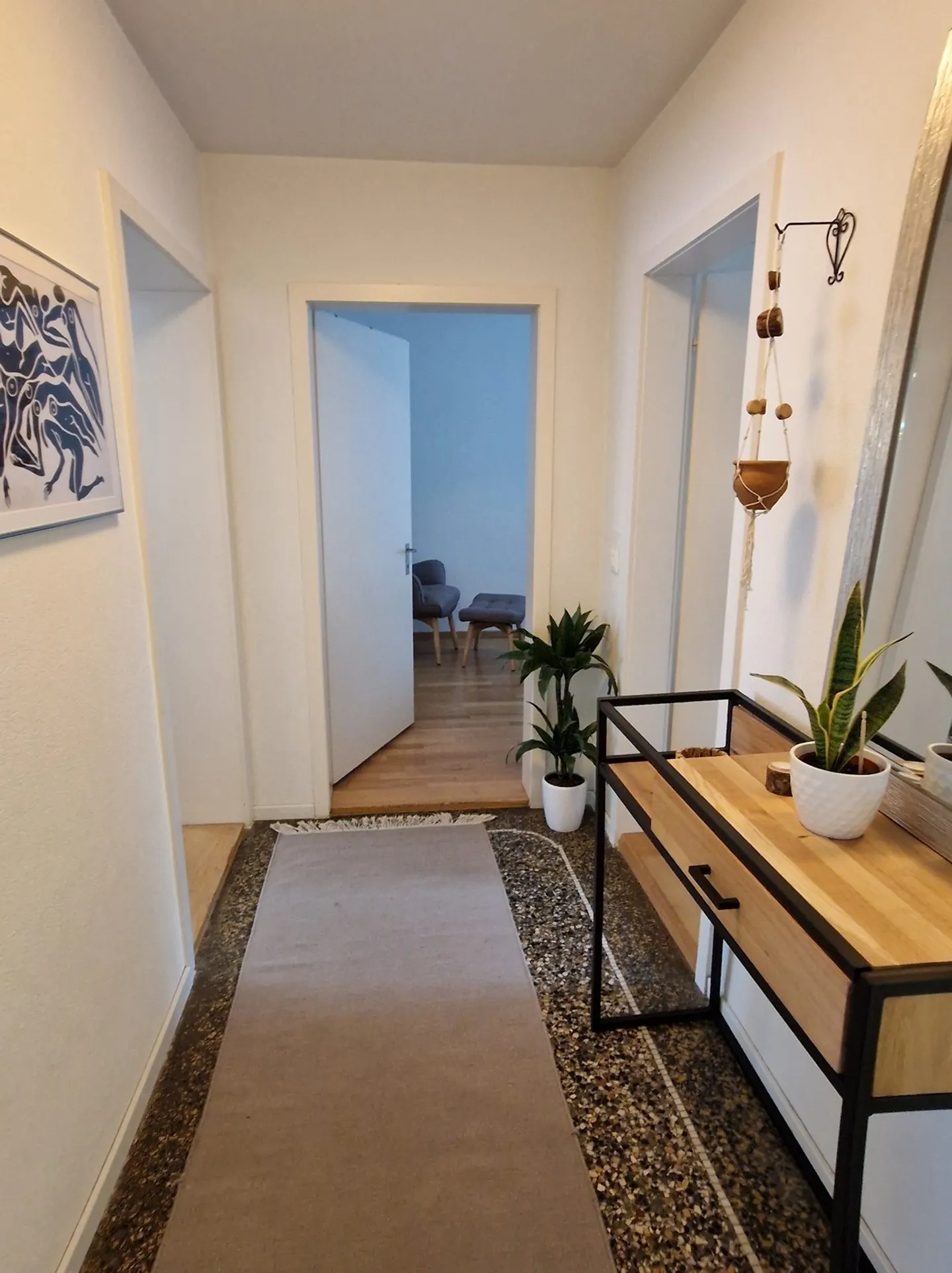 Zentrales Apartment mit modernem Komfort - Foto 7 von 8