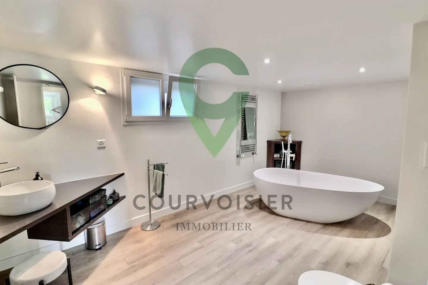 Appartement d'exception avec piscine - Photo 5 sur 9