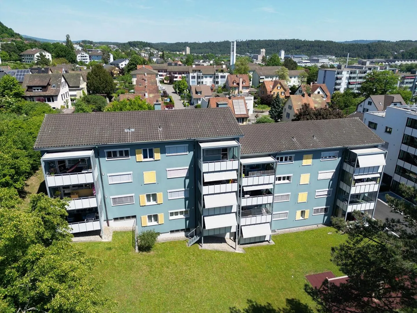 Superbe appartement avec un agencement pratique près de l'hôpital cantonal - Photo 12 sur 13