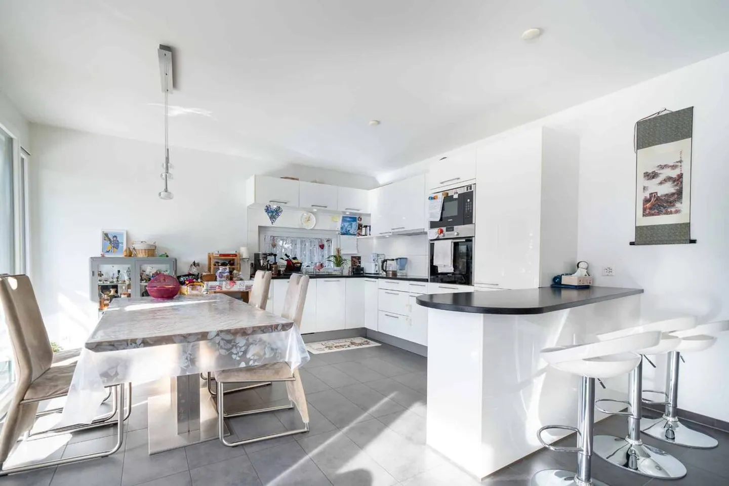 Superbe 3.5 pièces avec jardin privatif - Photo 3 sur 11