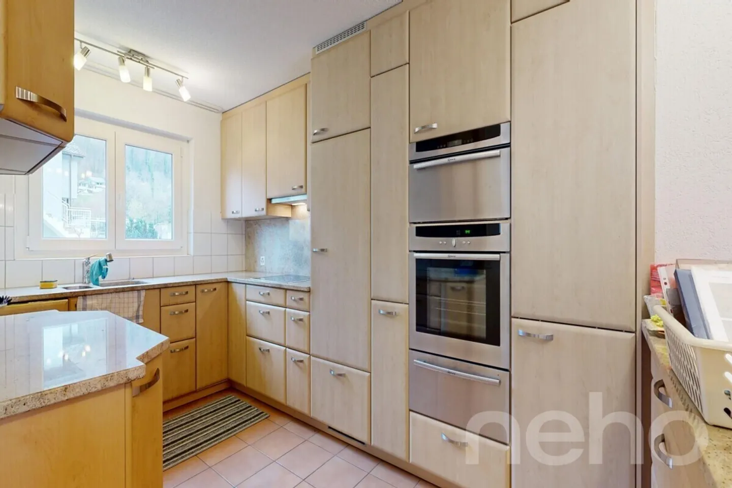 Charmante Maison de Ville avec Jardin - Photo 3 sur 12