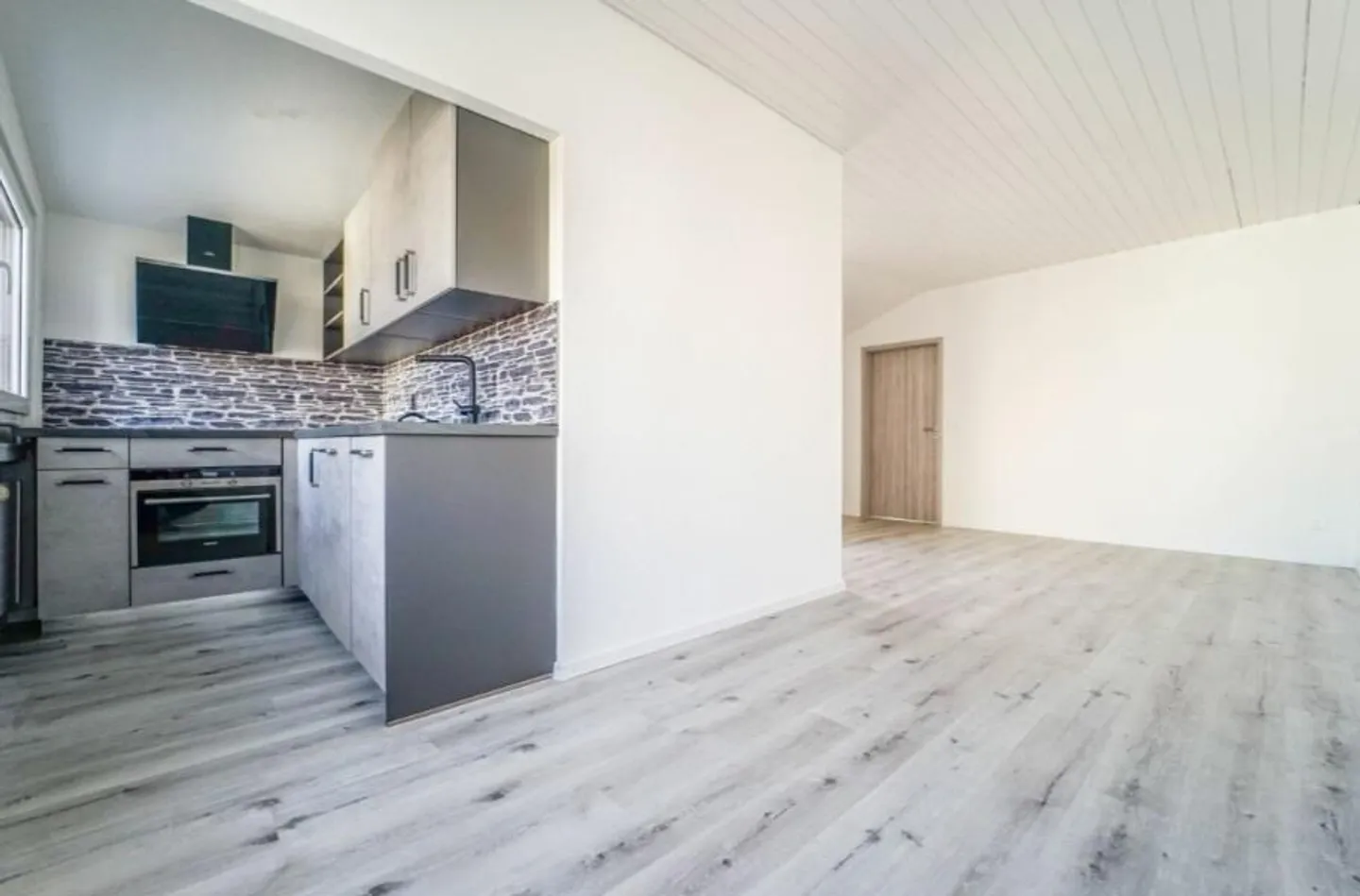 Charmante Wohnung in der Natur - Foto 5 von 9
