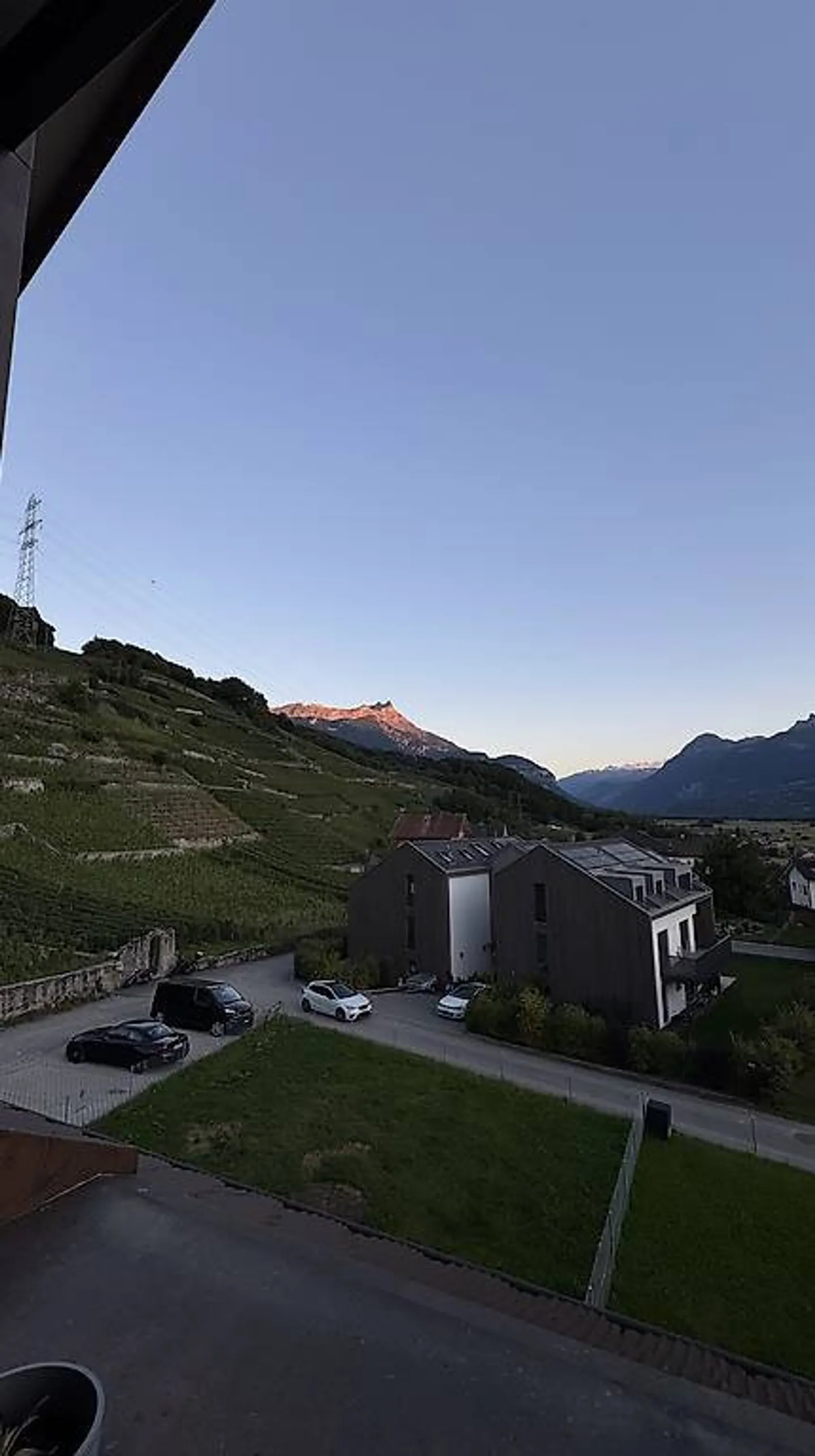 Modern Studio in Quiet Area - Photo 1 of 5