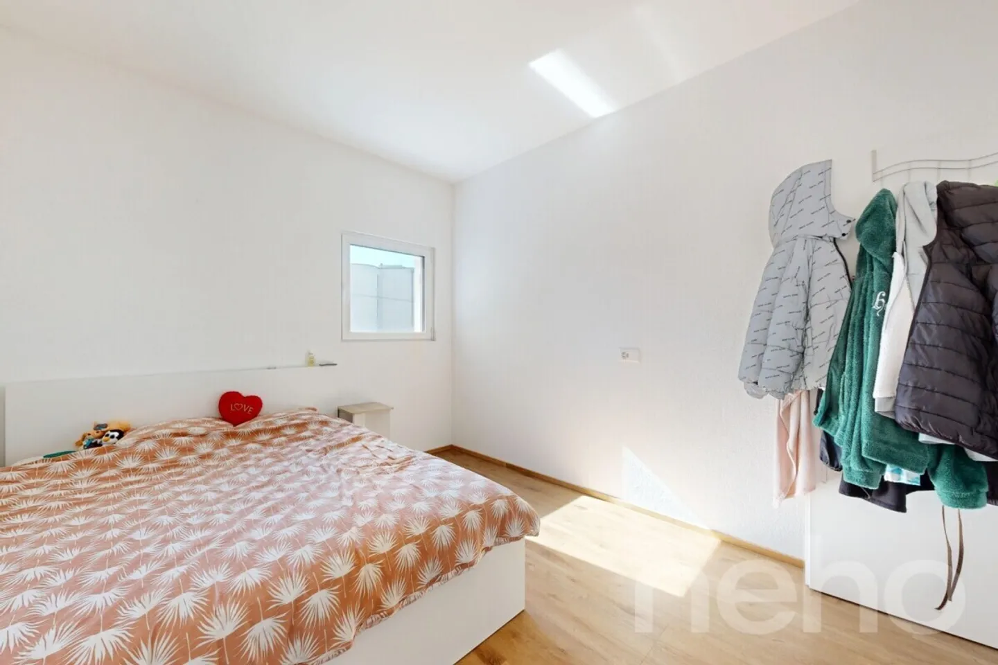 Elegant 2.5 room renovated apartment with beautiful ceiling height - Photo 8 of 11
