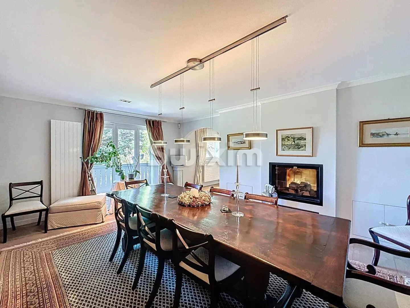 Prächtiges freistehendes Haus mit großem Garten - Foto 6 von 13