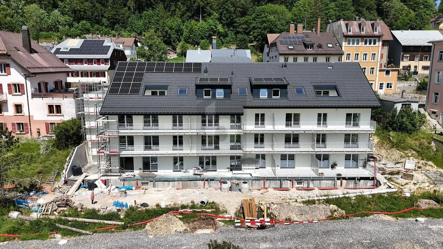 NEW WITH VERY LARGE SOUTH BALCONY (LOT 13/15) - Photo 5 of 6