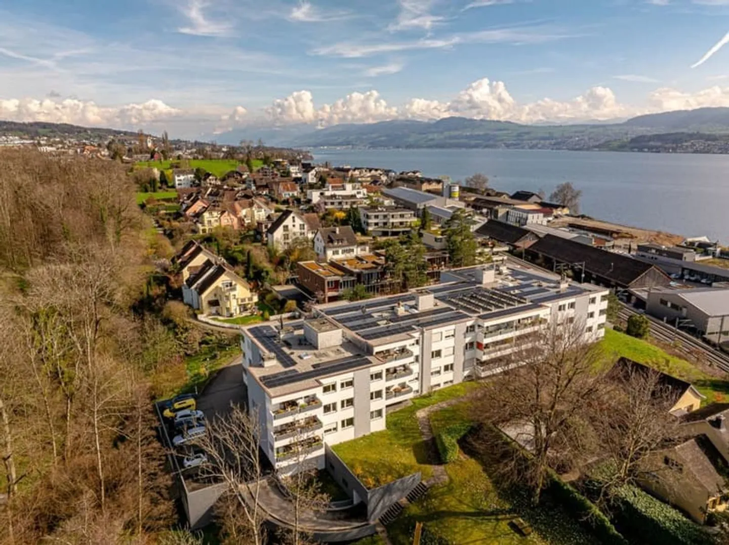 Wohnung mieten - Foto 2 von 9