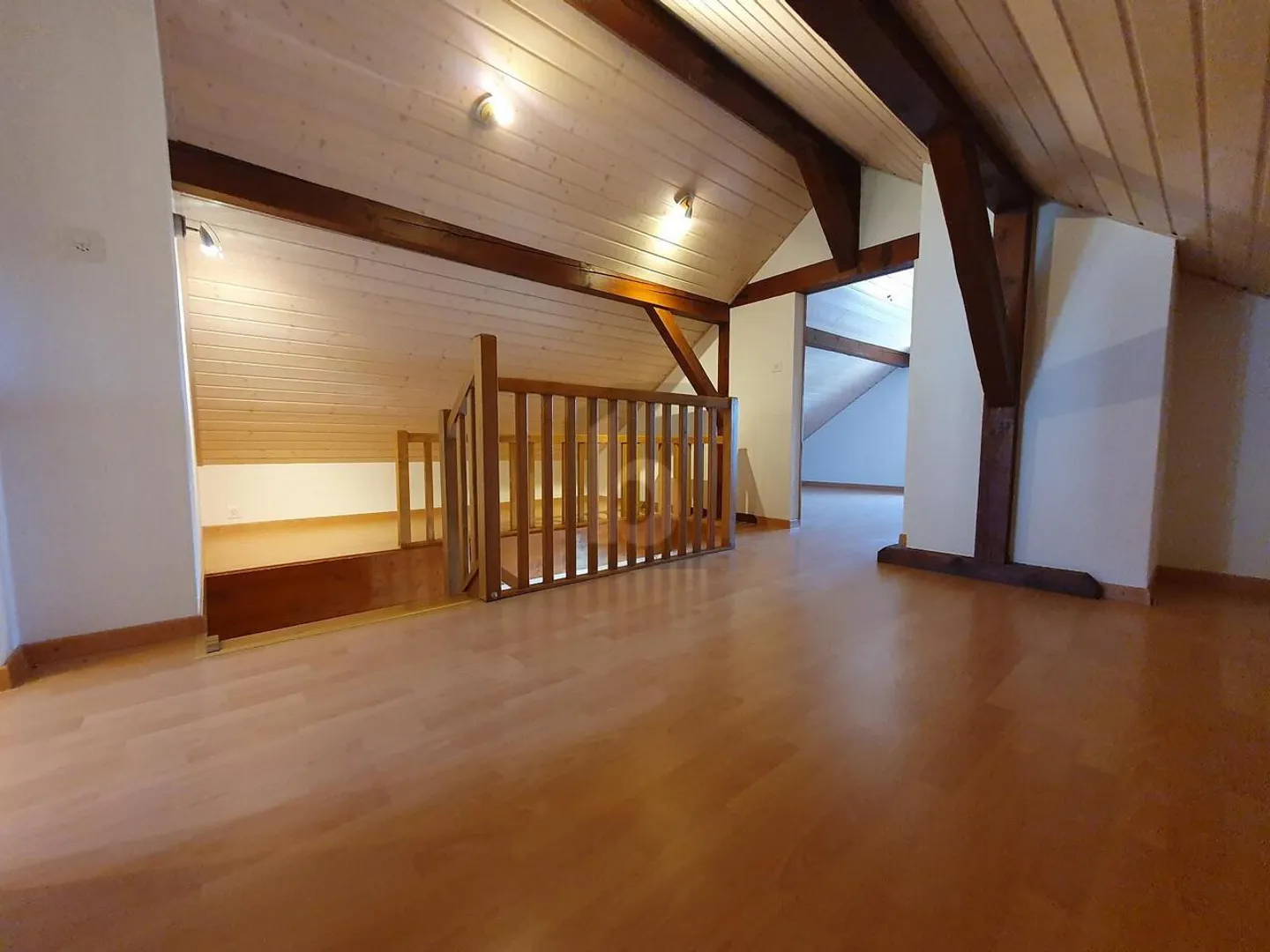 DUPLEX CON GIARDINO DI PIACERE - Foto 4 di 5