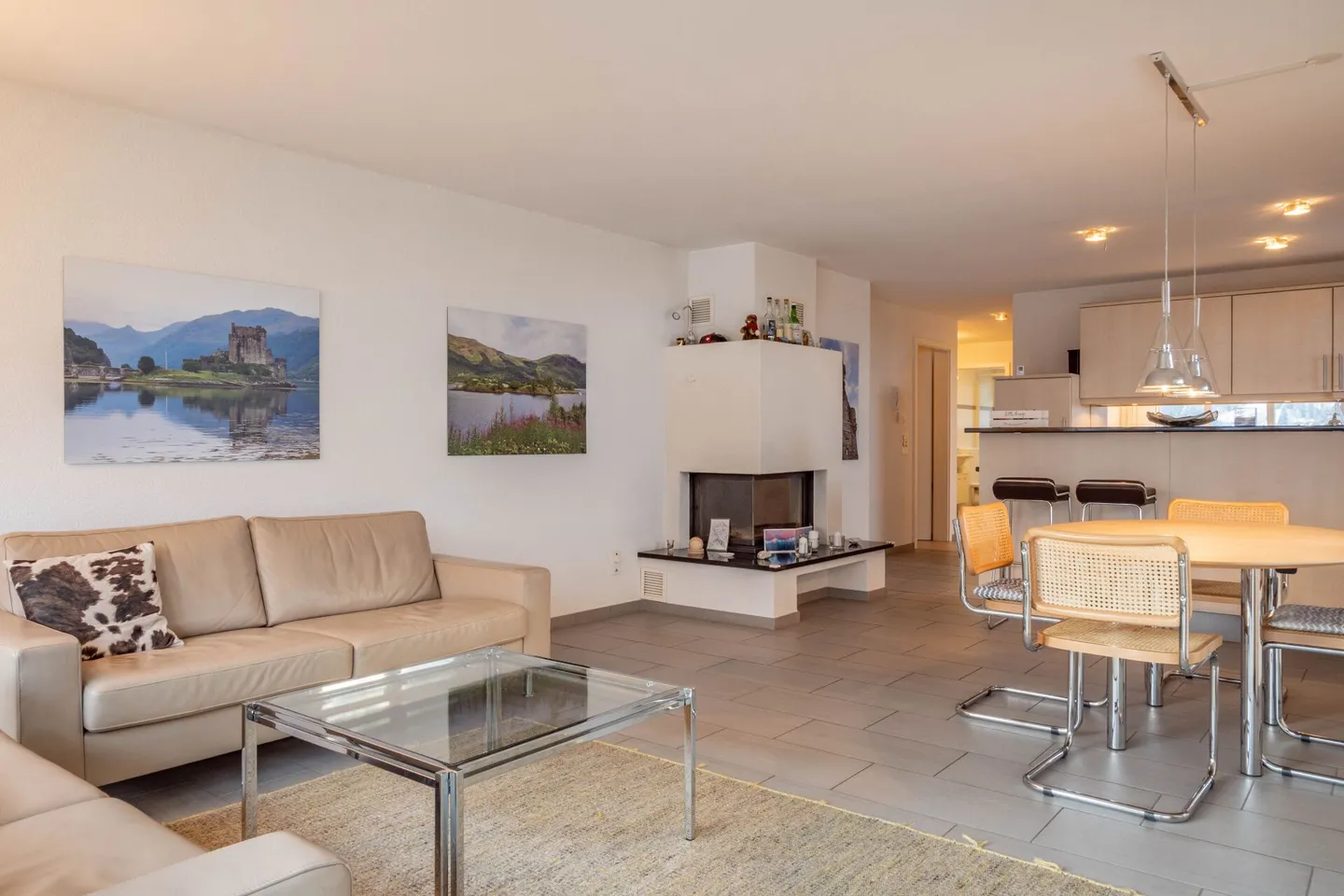Charming and Central 2 Bedroom Apartment in Chalet Sans Souci - Photo 9 of 19