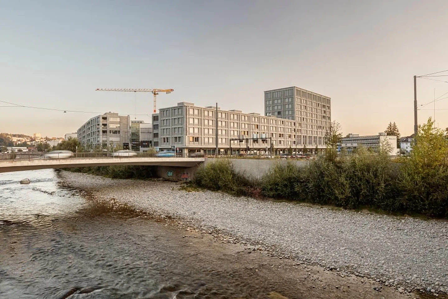 Edificio ad uso misto in affitto - Foto 3 di 3