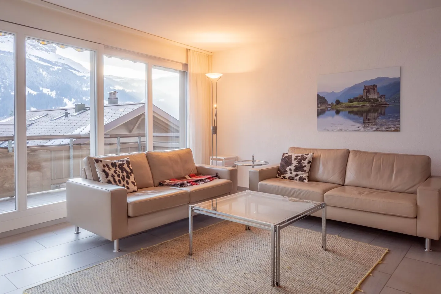 Charming and Central 2 Bedroom Apartment in Chalet Sans Souci - Photo 11 of 19