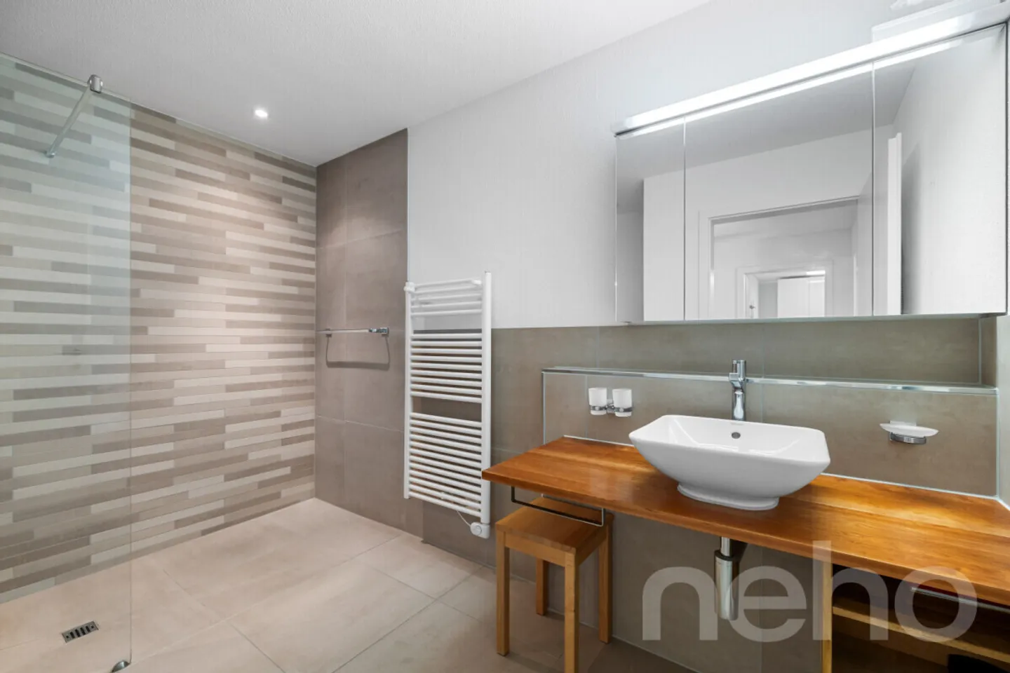 More than just living: Lifestyle retreat with building plot as garden - Photo 11 of 13